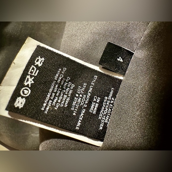 Grey Theory Blazer - Picture 4 of 7